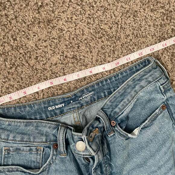 Old Navy High-Waisted OG Straight Ankle Jeans - Picture 3 of 4